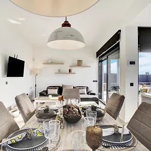 villa-del-roque-heated-pool-luxury-in-el-roque.in-canary-islands.com/