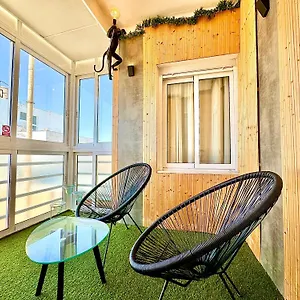 precioso-apartamento-con-terraza-chill-out.1costadelsol.com/